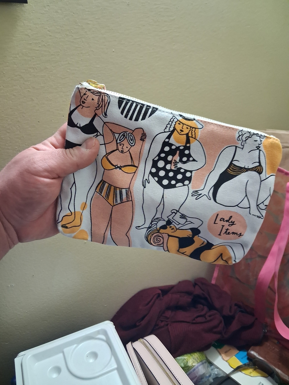 Illustrated Ladies Canvas Cosmetic Pouch in Mustard & Black
